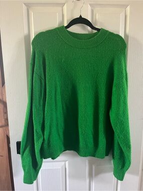 H&M Bright Green Crewneck Knit Sweater - Size Small